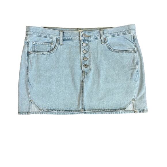 Levi's Cotton Twisted Icon Mini Button-Fly Denim Skirt Light Wash NEW Size 34 - Picture 1 of 13